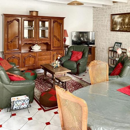 Maison Confortable Au Coeur De Fleurac Avec Grand Jardin Extérieur photo